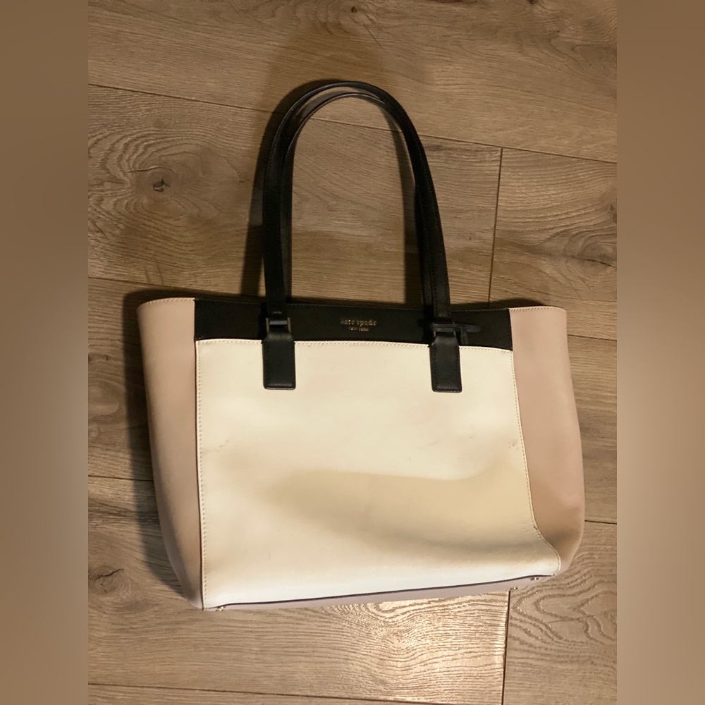 Kate spade purse